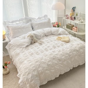 Lenjerie pat dublu,  Soft Touch CREPONAT DELUXE, 6 piese, Jojo Home, Alb