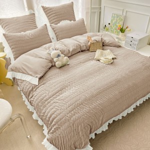 Lenjerie pat dublu,  Soft Touch CREPONAT DELUXE, 6 piese, Jojo Home, Bej