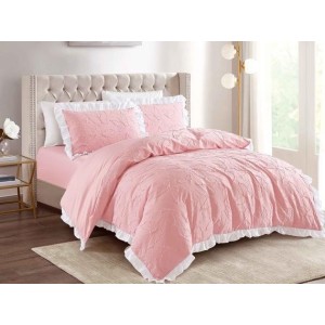 Lenjerie pat dublu,  FINET, cu Broderie si Volanase, 4 piese, cu Elastic, roz