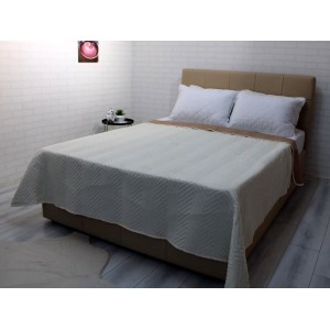 Cuvertura matlasata pentru pat dublu cu doua fete, 210x210, cod CVI32