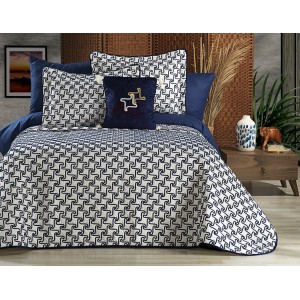 Cuvertura ARIA pentru pat dublu cu smocuri brodate si 3 fete de perna, Alb-Albastru