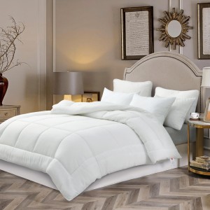 SET Pilota 200x220cm + 2 perne 50x70cm alb, Fabricate in Romania