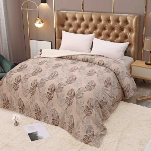 Patura CoCoLiNo cu blanita, 200x230cm, Jojo Home, Bej, frunze