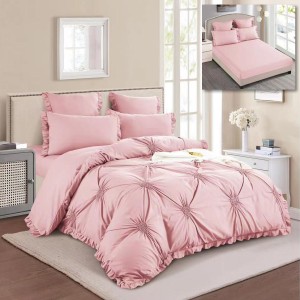 Lenjerie pat dublu,  Soft Touch, 6 piese, ELASTIC, cu VOLANASE si INIMIOARE BRODATE, Roz