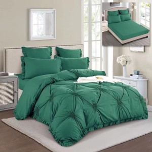 Lenjerie pat dublu,  Soft Touch, 6 piese, ELASTIC, cu VOLANASE si INIMIOARE BRODATE, Verde smarald