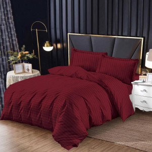 Lenjerie HoReCa, pat single, Damasc Finetat Deluxe cu Elastic, 4 piese, Grena