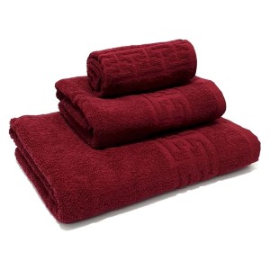 Set 3 Prosoape din 100% Bumbac Pakistanez, 30x50cm, 50x90cm ai 70x130cm, Visiniu Set 3 Prosoape din 100% Bumbac Pakistanez, 30x50cm, 50x90cm ai 70x130cm, Visiniu