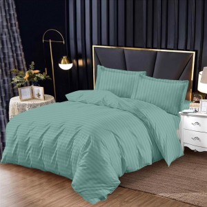 Lenjerie HoReCa, pat dublu, Damasc Finetat Deluxe cu Elastic, 4 piese, Verde menta