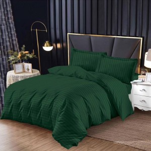 Lenjerie HoReCa, pat dublu, Damasc Finetat Deluxe cu Elastic, 4 piese, Verde smarald