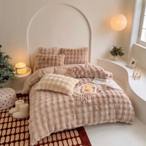 Lenjerie de Pat Dublu, ExtraPufoasa din Blăniță Artificială de Iepure, 4 piese, Bej – Confort Premium și Eleganță Absolută