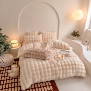 Lenjerie de Pat Dublu, ExtraPufoasa din Blăniță Artificială de Iepure, 4 piese, Crem – Confort Premium și Eleganță Absolută