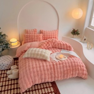 Lenjerie de Pat Dublu, ExtraPufoasa din Blăniță Artificială de Iepure, 4 piese, Somon – Confort Premium și Eleganță Absolută