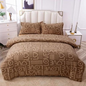 Lenjerie pentru pat dublu pufoasa CoCoLiNo, tip tricotaj, 4 piese, Maro