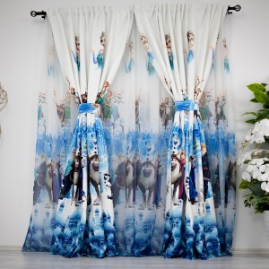Set Perdea din Voal 3m latime x 2m inaltime si 2 bucati Draperie Satinata 1.5m latime x 2m inaltime, pentru copii , Frozen, cu rejansa pentru sina