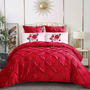 Lenjerie pat dublu, Finet Satinat Deluxe cu Pliuri Brodate, IDENTICA CU POZA, cu elastic, 6 piese, Rosu