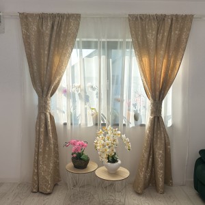 Draperie din din Jacquard, 200cm latime x 150cm inaltime, cu rejansa pentru sina