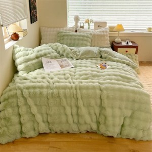 Lenjerie pat dublu, ExtraPufoasa, din Blanita artificiala de Iepure, 4 piese, Verde
