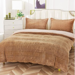 Lenjerie pentru pat dublu pufoasa COCOLINO, 4 piese, Maro