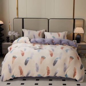 Lenjerie pat dublu, Super Pufoasa COCOLINO, 4 piese, Crem, pene