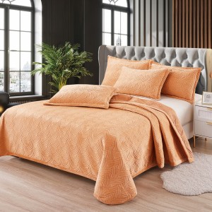 Cuvertura pat dublu, 3 piese, Catifea Matlasata 230x250cm + 2 fete de perne 50x70cm, bej deschis