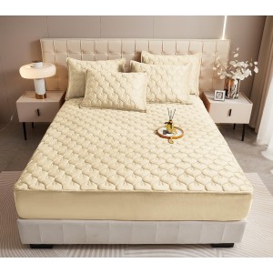 Husã matlasatã tip topper din catifea, 140x200cm + 2 fete de perna 50x70cm, crem