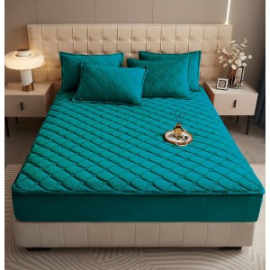 Husã matlasatã tip topper din catifea, 160x200cm + 2 fete de perna 50x70cm, verde