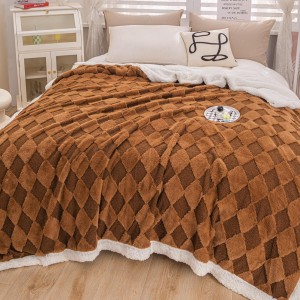 Patura CoCoLiNo cu Blanita de Iepure si Catifea Teddy, 200x230cm, cu blanita pe spate, Jojo Home, Maro