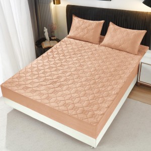 Husã matlasatã tip topper din catifea, 180x200cm + 2 fete de perna 50x70cm, Camel