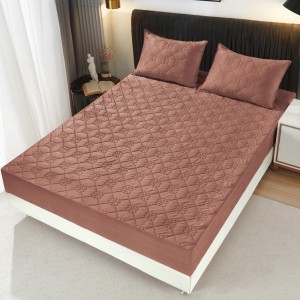 Husã matlasatã tip topper din catifea, 180x200cm + 2 fete de perna 50x70cm, Maro deschis