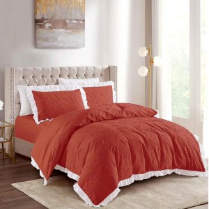 Lenjerie pat dublu,  FINET, cu Broderie si Volanase, 4 piese, cu Elastic, caramiziu