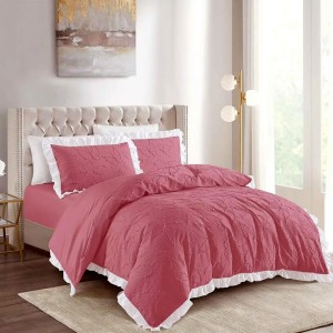 Lenjerie pat dublu,  FINET, cu Broderie si Volanase, 4 piese, cu Elastic, purpuriu deschis