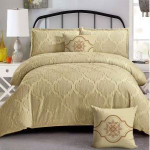 Lenjerie pat dublu, Finet Satinat Deluxe cu Smocuri Brodate, IDENTICA CU POZA, cu elastic, 4 anotimpuri, 6 piese, model royal, bej