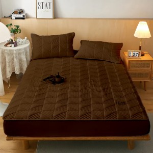 Husã matlasatã tip topper din bumbac satinat, 180x200cm + 2 fete de perna 50x70cm, Maro