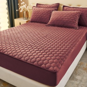 Husã matlasatã tip topper din catifea, 160x200cm + 2 fete de perna 50x70cm, maro