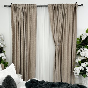 Set 2 draperii din Catifea Plisata cu opacitate ridicata, Bej nisipiu, 2m latime x 232cm inaltime, cu rejansa pentru bara