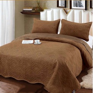 Cuvertura pat dublu, 3 piese, Catifea Matlasata, 230x250cm, Maro inchis
