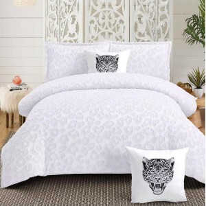 Lenjerie pat dublu, Finet Satinat Deluxe cu Smocuri Brodate, IDENTICA CU POZA, cu elastic, 4 anotimpuri, 6 piese, animal print, alb