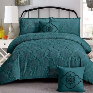 Lenjerie pat dublu, Finet Satinat Deluxe cu Smocuri Brodate, IDENTICA CU POZA, cu elastic, 4 anotimpuri, 6 piese, model royal, verde