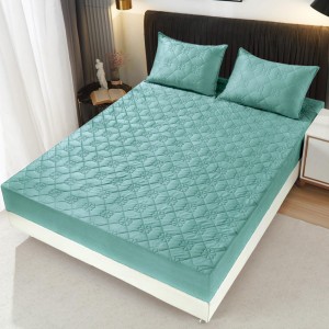 Husã matlasatã tip topper din catifea, 180x200cm + 2 fete de perna 50x70cm, Aqua