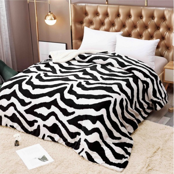 Patura CoCoLiNo cu blanita, 200x230cm, Jojo Home, Alb-Negru, animal print [1]