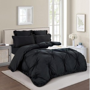 Lenjerie pat dublu,  Soft Touch, 6 piese, ELASTIC, cu VOLANASE si INIMIOARE BRODATE, Negru