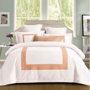 Lenjerie pat dublu, Bumbac Fin, CEARSAF CU ELASTIC 160x200cm, 4 piese, Crem