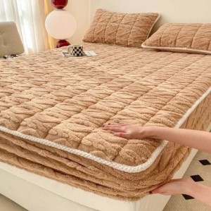 Husa Topper Cocolino Matlasata 160x200cm cu Elastic și Două Fețe de Pernă 50x70cm, model Tricotat , cu bordura, camel