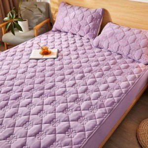 Husã matlasatã tip topper din catifea, 160x200cm + 2 fete de perna 50x70cm, lila