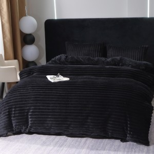 Lenjerie de Pat Dublu, 4 piese, Blăniță Artificială de Iepure Cocolino, Model Gofrat – Moale, Călduroasă și Elegantă pentru Nopți de Vis, Negru