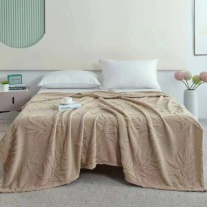 Patura CoCoLiNo, model grofat cu model in relief, 200x230cm, bej, frunze