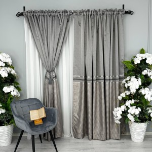 Set 2 bucati Draperie Lines, tip panou 3 metri latime , Gri Silver- 3m latime x 232 m inaltime , rejansa pt. bara 