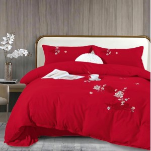 Lenjerie pat dublu, Finet All Season Deluxe cu BRODERIE, 4 piese, Rosu