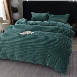 Lenjerie de Pat Dublu, 4 piese, Blăniță Artificială de Iepure Cocolino, Model Gofrat – Moale, Călduroasă și Elegantă pentru Nopți de Vis, Verde