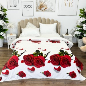 Patura pufoasa cocolino 200x230cm, 240g/mp, Alb, trandafiri rosii